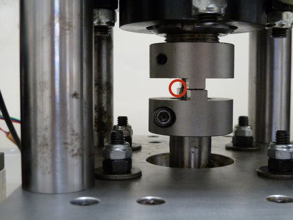 Notice that the left back of the top hub is currently slanted to the right