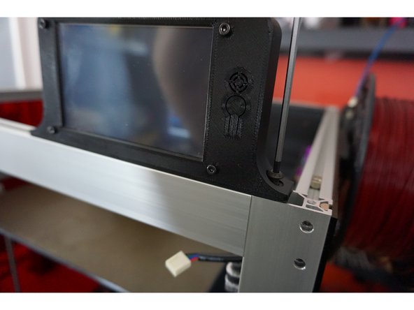 The right M5x10 bolt will go into the tapped end of the aluminum