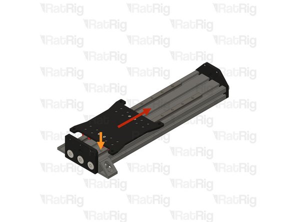 While the second linear rail remains loose, the Y plate should move smoothly without resistance. If you experience any binding or drag, slightly loosen the carriage screws, as they may be overtightened.