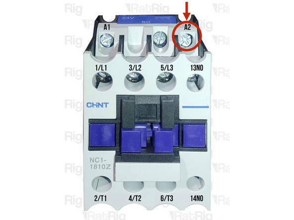 Insert wire (9) in the A2 terminal on the contactor and connect it to the -24V Black PTFix with the ferrule.