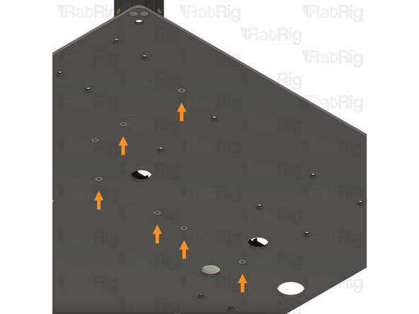 Be careful not to overtighten the screws as you can damage the printed parts