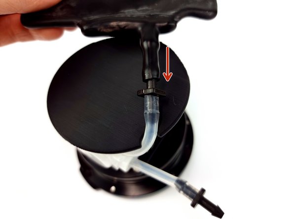 Connect the bladder to the 4mm off take on the outlet side (righthand side of the pump)