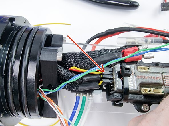 We will now solder the connector onto the wires from the servo in the fore cap. It is connected through the 8 pin bulkhead connector