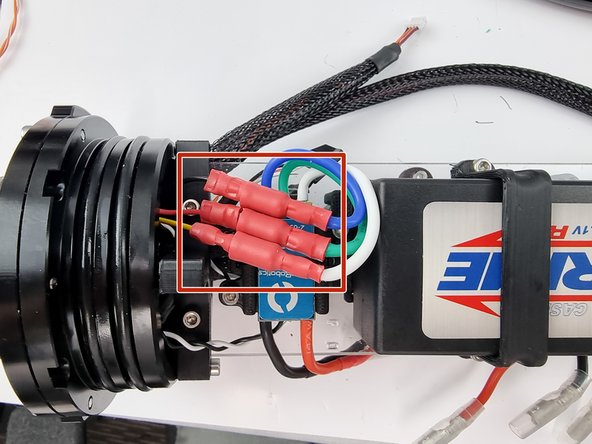 You can now connect the bullet connectors together making sure you connect them in the following pairings