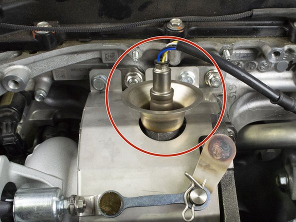 Use the specialty O2 sensor socket to install the primary O2 sensor.  Torque to 30-33 ft-lbs