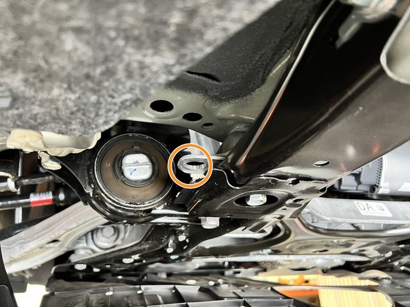 Put each end of the cord in the silver pick-up points highlighted in orange circles