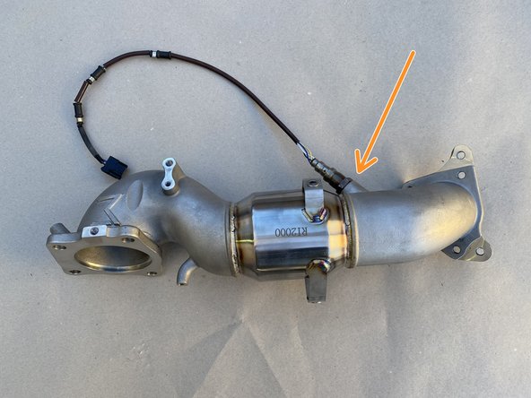 Use the specialty O2 sensor socket to install the secondary O2 sensor into the defouler.  Torque to 30-33 ft-lbs