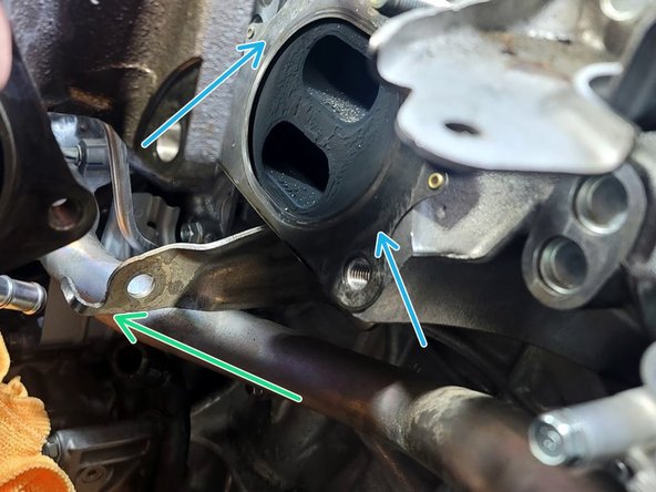 There is a hook on the lower support bracket that can make it difficult to remove the turbo assembly