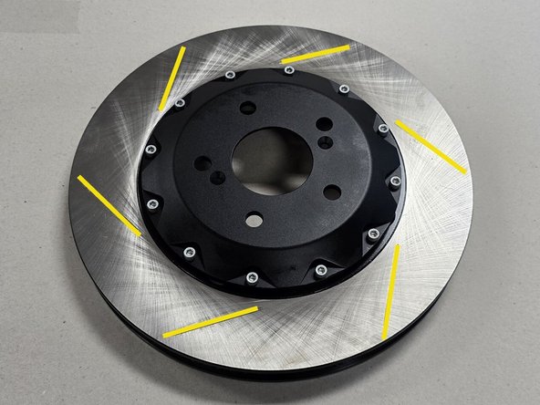 The direction of the angled slots allows you to identify if the rotor is LH or RH