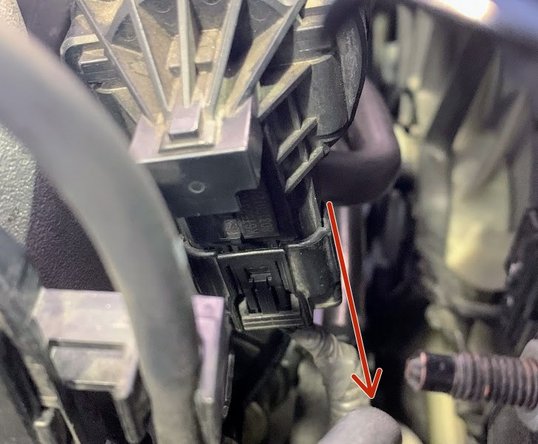 Unplug electrical pigtail of electronic wastegate