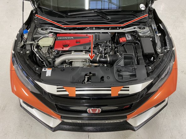 Orientate the strut bar so the center section is forward as shown