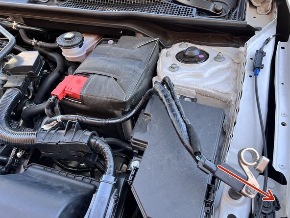 Set terminal end aside. You now have total access to top of battery