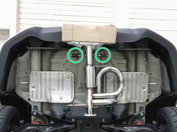 Verify the bead of the hanger is through the rubber hanger as shown