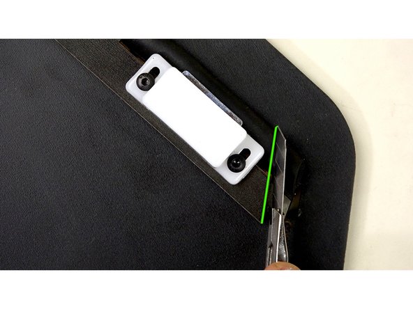 Repeat with the other seal bar and side panel.