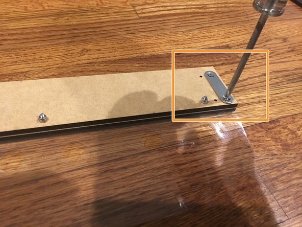 The position of the maglatch plates will vary depending on whether or not you have the standard or seal kit version. Please be sure to follow the instructions for the kit you have below.