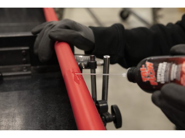 This is where the bushings will sit on the bar shaft.