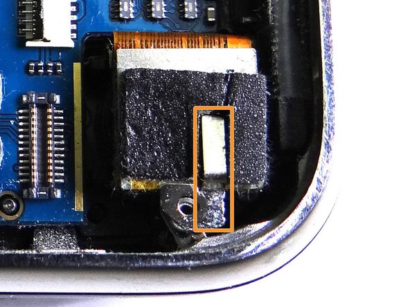 Picture 2: From SLOT 5, seat metal camera bracket.