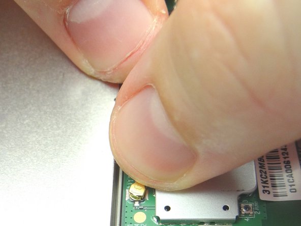 Picture 3: Connect antenna cable.