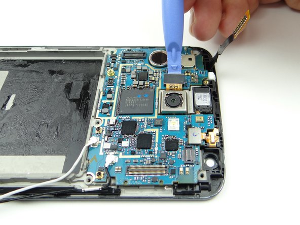 Disconnect the rear camera cable.