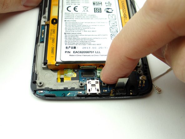 Picture 3: Push the display cable down onto the daughter board.