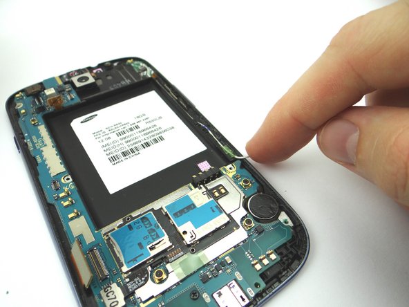 Picture 2: Move the cable to the side with your finger.