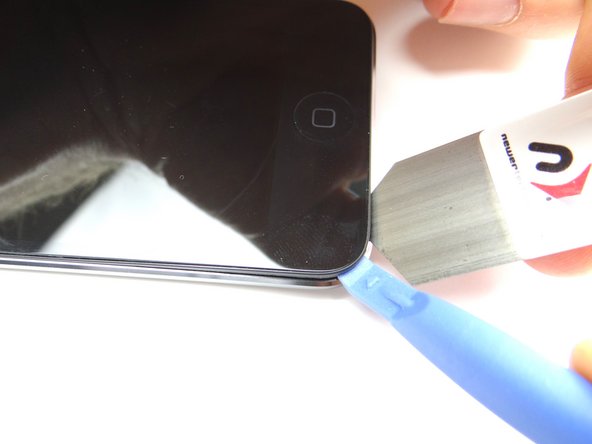 Picture 1: Wedge iSesamo underneath the black bezel around the screen.