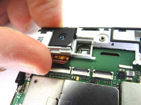 Picture 3: Pull up the antenna bracket.