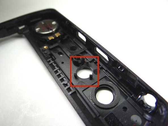 Picture 2: Note the three pegs on the mid-frame.