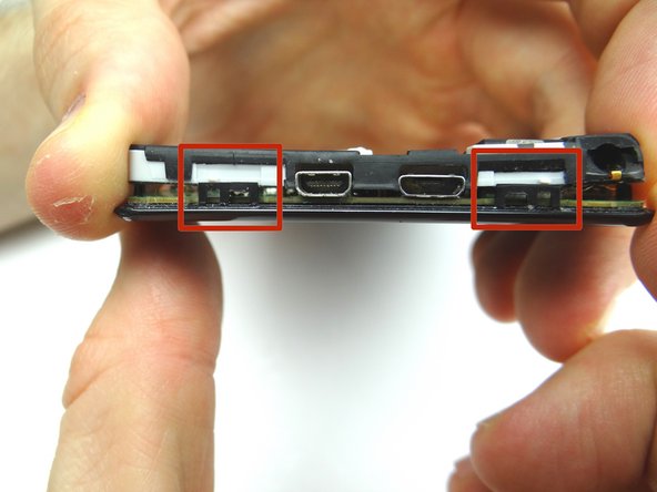 Picture 3: Release clips at top.