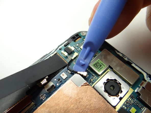 Picture 1: Disconnect left antenna from main board.