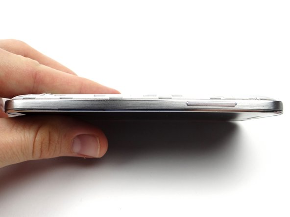 Picture 3: Check the perimeter to make sure all edges are snapped into place.