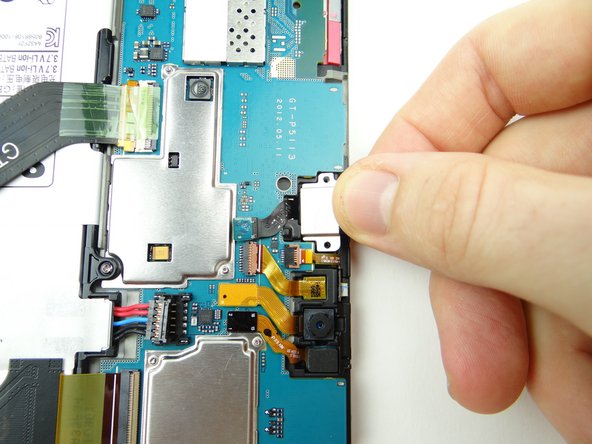 Picture 1: Seat headphone jack from COMPARTMENT B.