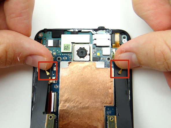 Picture 3: Brush antennas out of the way of the main logic board.