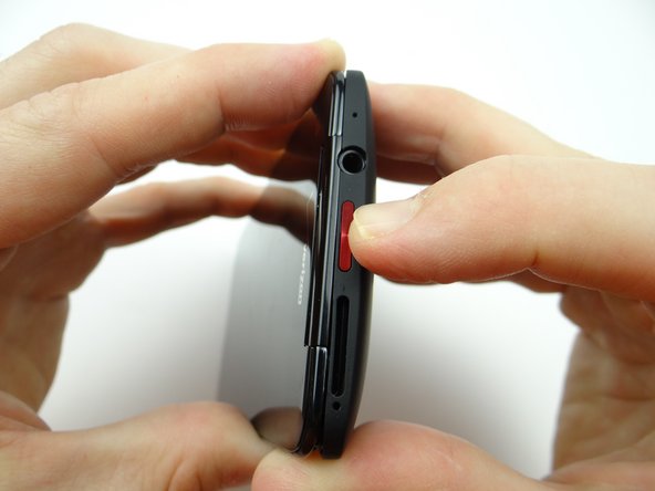 Picture 3: Push top of battery cover into place.