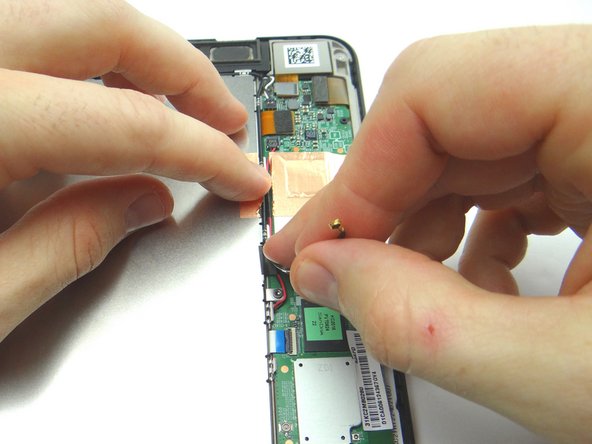 Pictures 1 &amp; 2: Seat antenna cable in the battery frame notches.