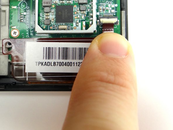 Picture 1: Guide digitizer cable into ZIF connector.