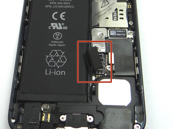 Picture 1: Replace the battery from ZONE II and reseat the battery connector to its socket on the logic board.