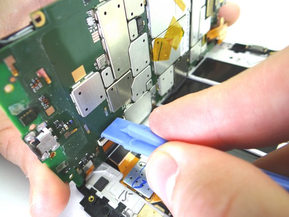 Picture 3: Pull the display cable free with your finger.