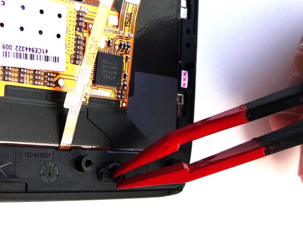 Picture 2: If the microphone gasket is not included, seat it with plastic tweezers from SLOT 9.