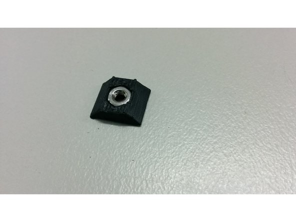 1x M3 nut
