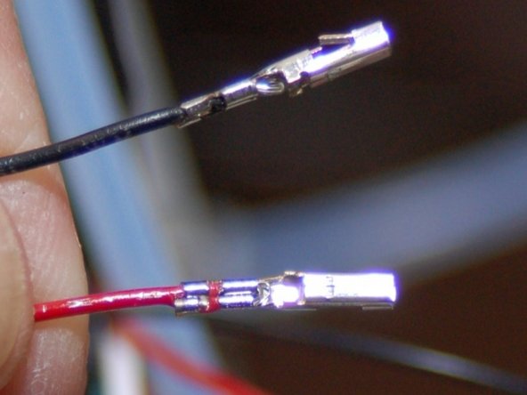 Grab your female JST connector and crimp the 2 pins for that on to the Layer fan power wires coming out of the mesh loom on the Rostock MAX.