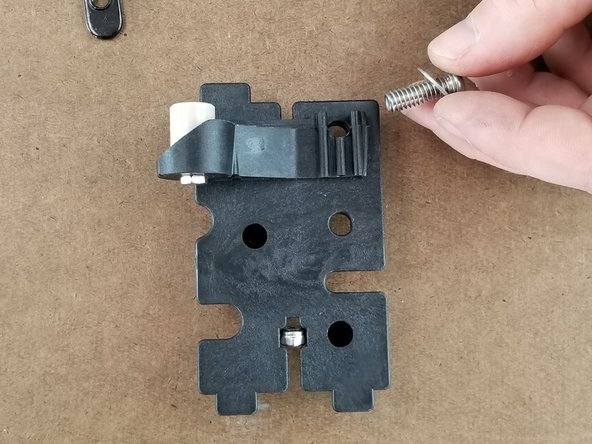 Using the smaller side bracket, insert the PEEK mount on the bracket as shown in pic 1.
