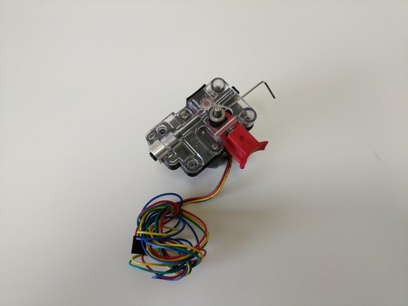 Tighten the set screw fully.