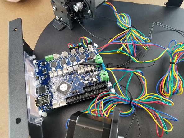 Make sure the smooth side of the plug faces the OUTSIDE (as of June 2019) of the duet as shown in Pic 2.