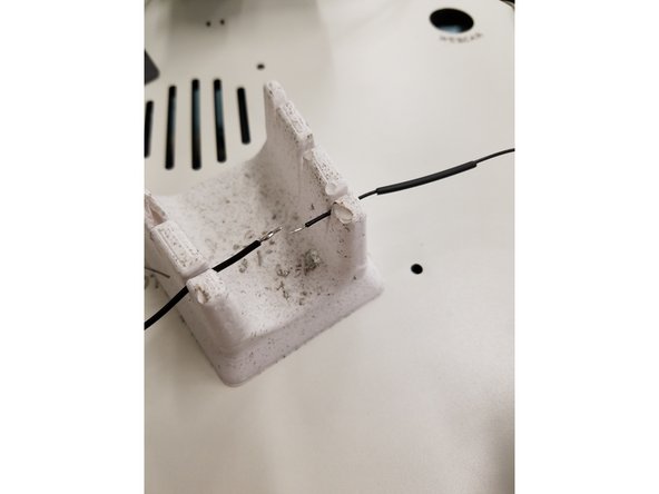 Pre-tin each wire and make sure you have added the heat shrink. Once you have done that, you are ready to join the wires.