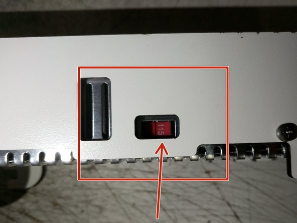 If you are located in the US, make sure the 220/110 switch is in the 110 (115) position, as indicated by the arrow. This defines the input voltage the power supply expects.