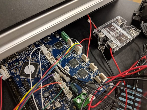 Newer machines will not have a white connector as shown in the photo. They will have the same black 4-pin connector as the other motors, and will install the same way those do but in the &quot;E0&quot; position.