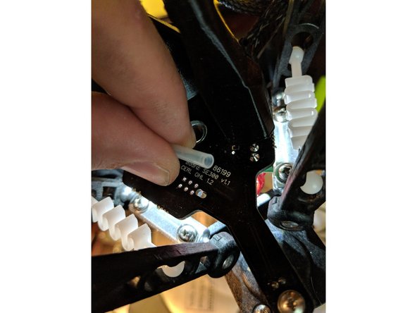 NOTE Figure 2! The liner has a taper on one side of it, you MUST have this taper facing up towards the circuit board side of the hotend!