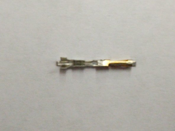 For connecting the whips fan lead to the Mini-RAMBo, you must add a connector the orange wire. There are two of these connectors in your kit in case you have problems on the first on.