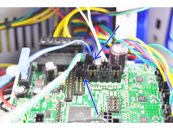 Insert the 2 pin latching connector with the green and white wire into the T0 location on the RAMBo board.